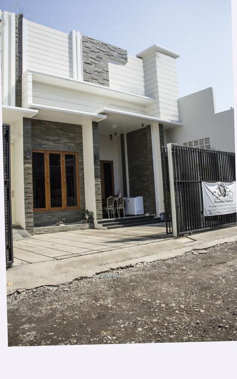 Purwosari Residence Semarang Extérieur photo