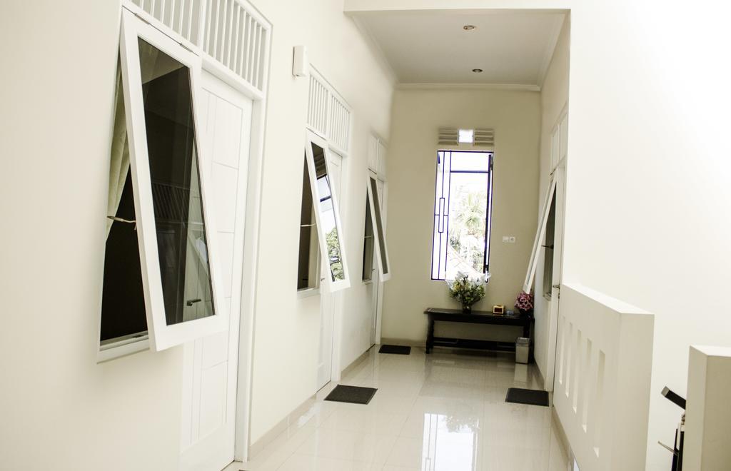 Purwosari Residence Semarang Extérieur photo